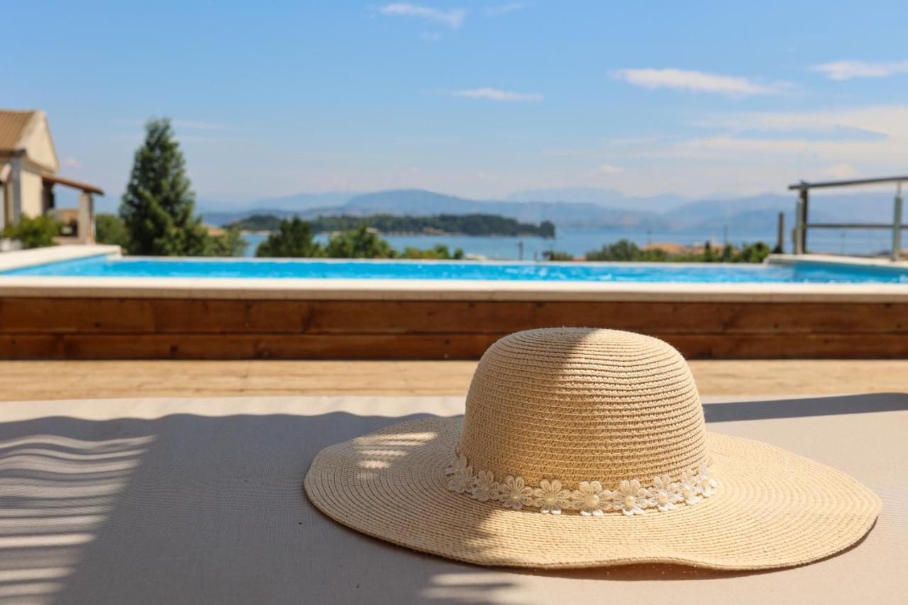 Summer House In Corfu Town Apartment Mantouki