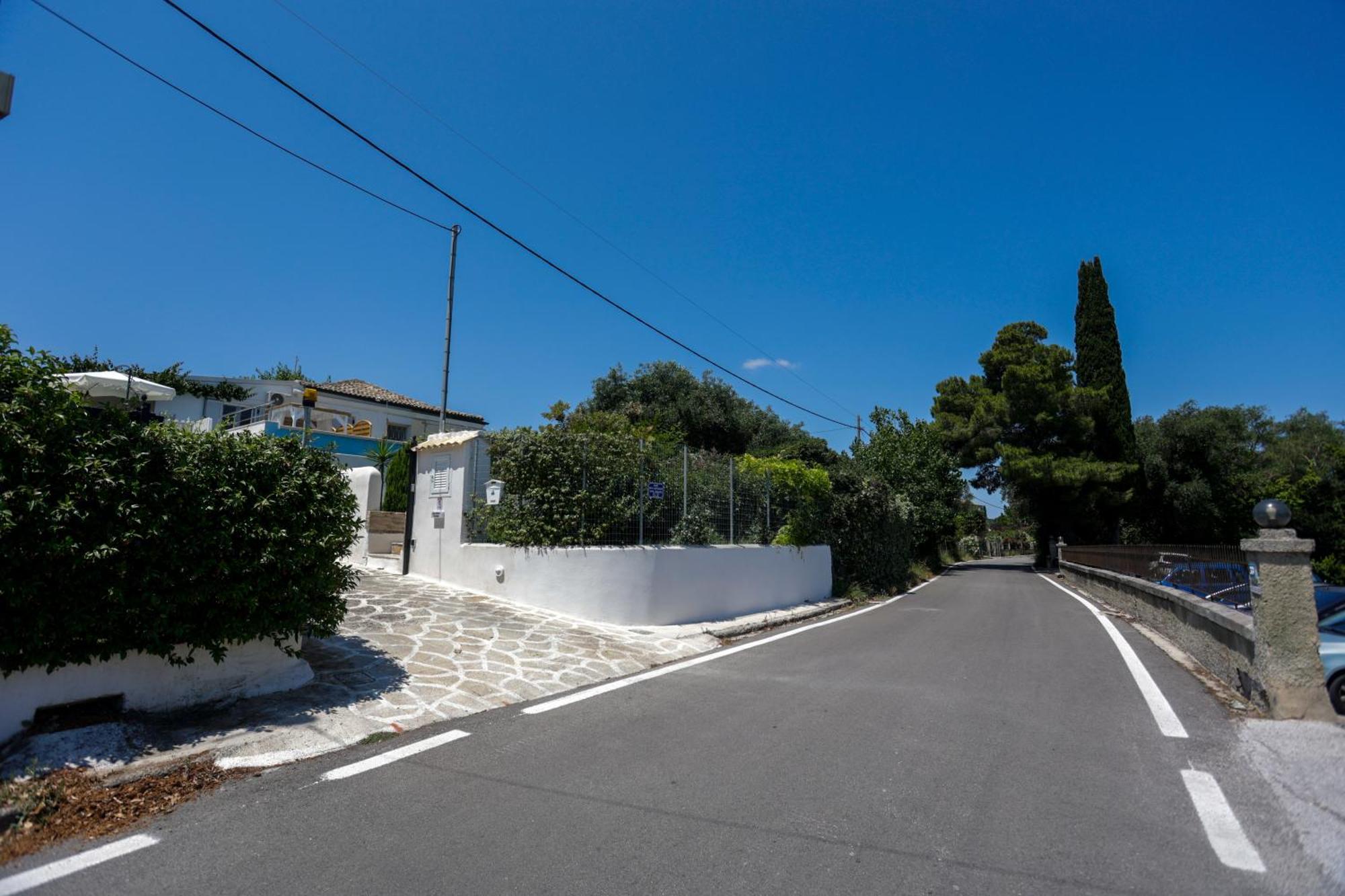 Summer House In Corfu Town Apartment *